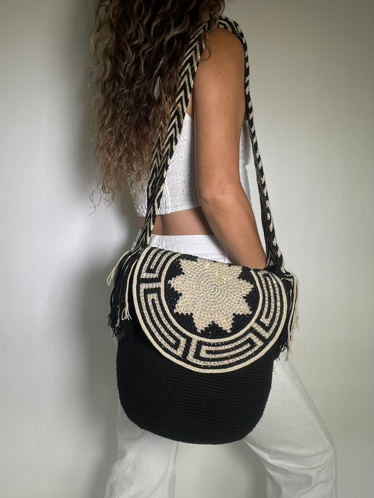 Wayuu Tapa Pedrería 29 x 29