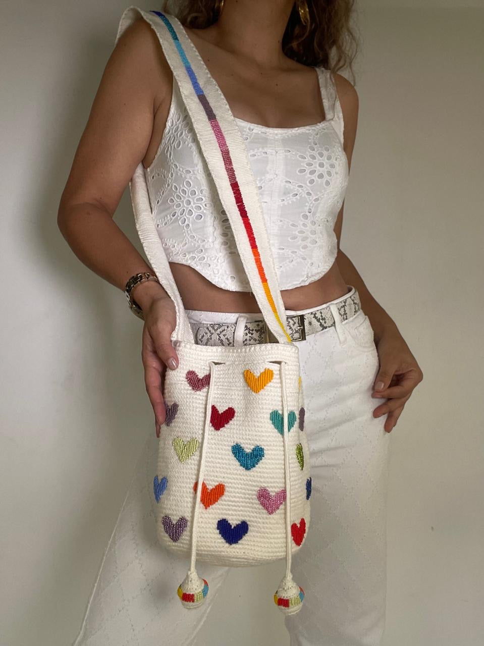 Wayuu Embroidered Hearts Medium 22 x 23
