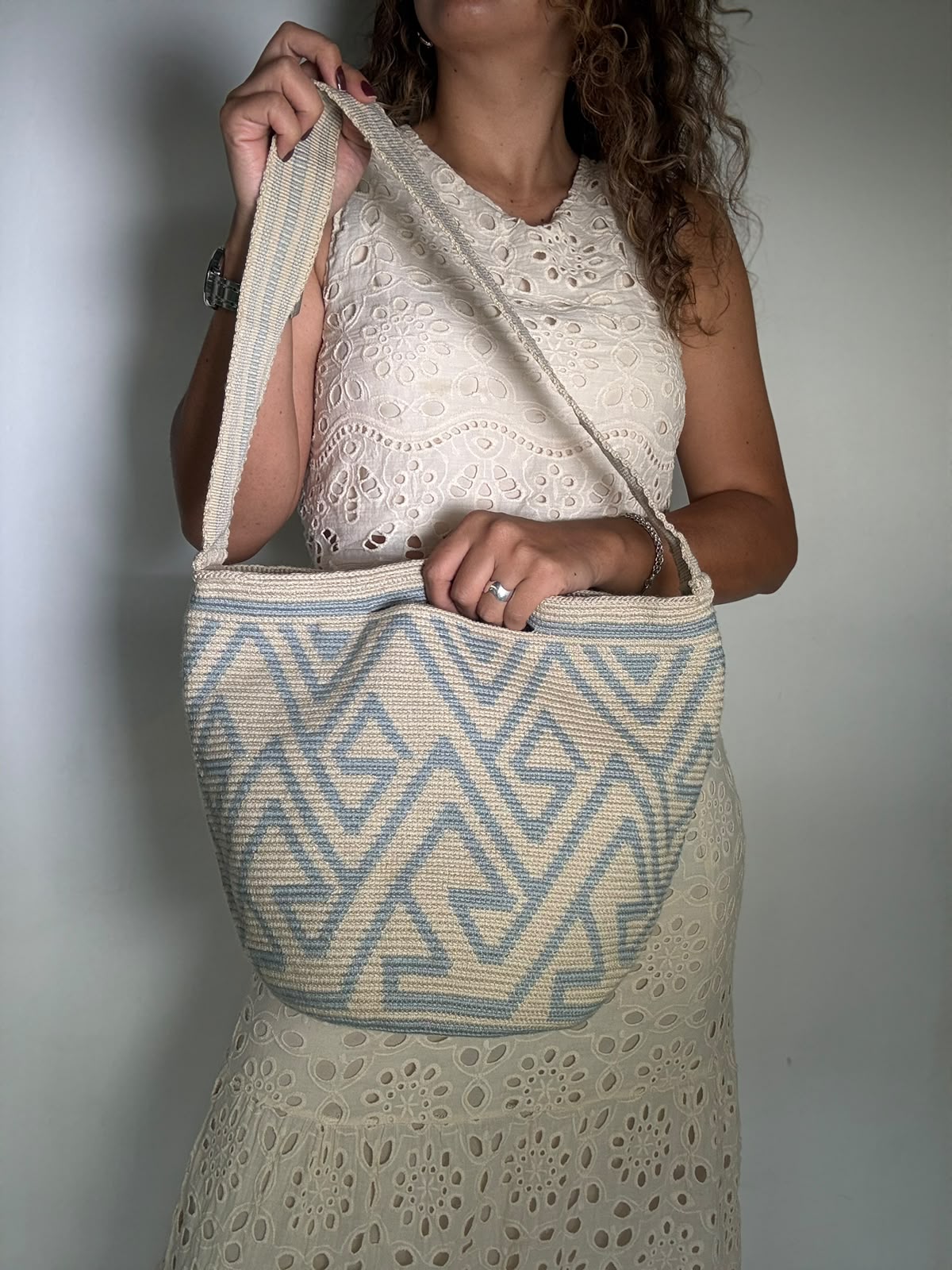 Bolso De Mano y Cargadera 29 x 29 con Cremallera