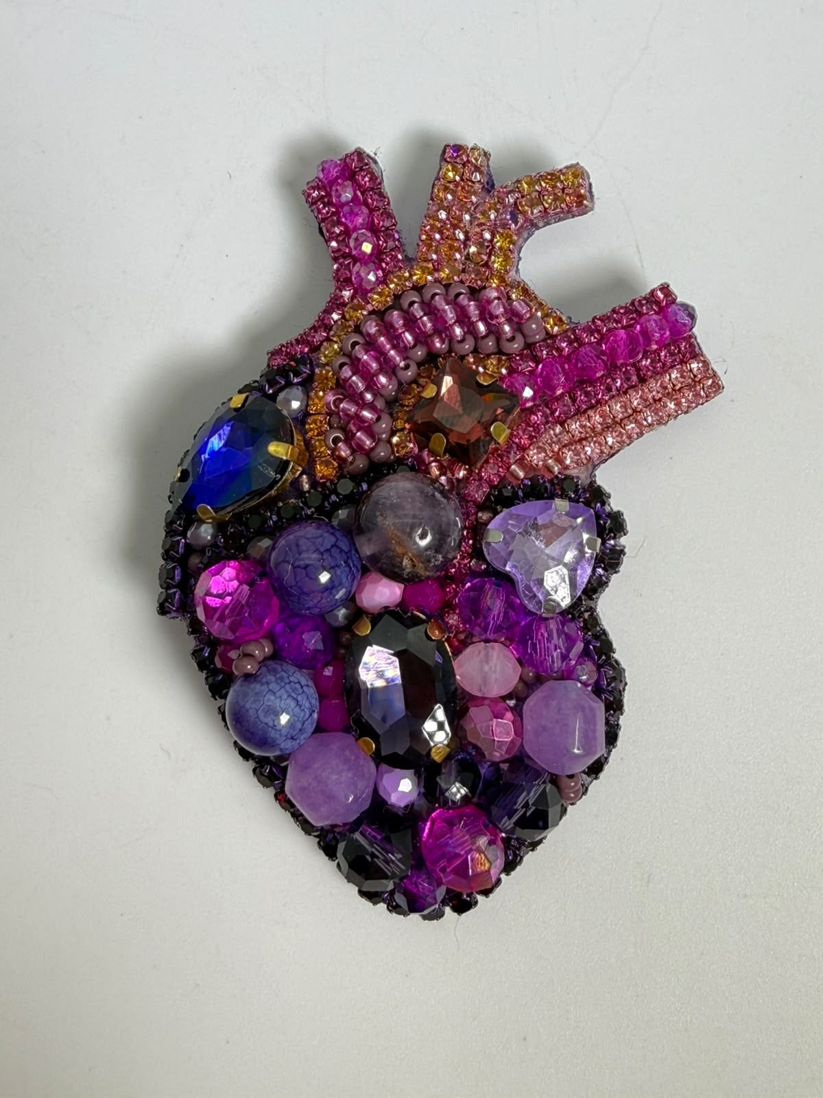 Prendedor Corazón Anatómico 7 Cm Alto