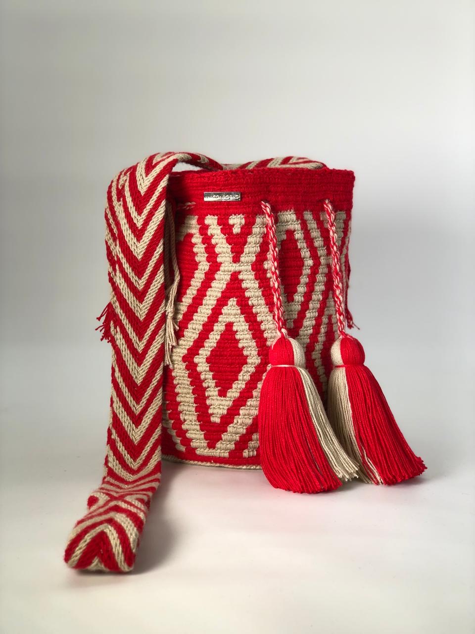 Wayuú Mediana tradicional 22 x 21