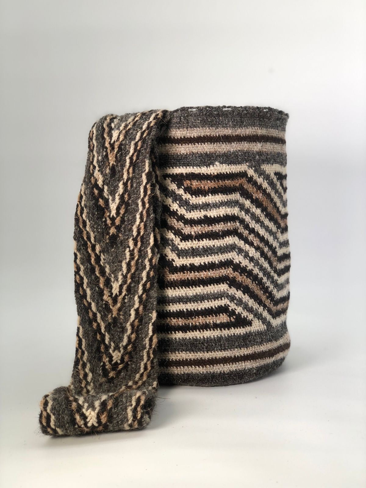 Arhuacas Medianas 26 x 25