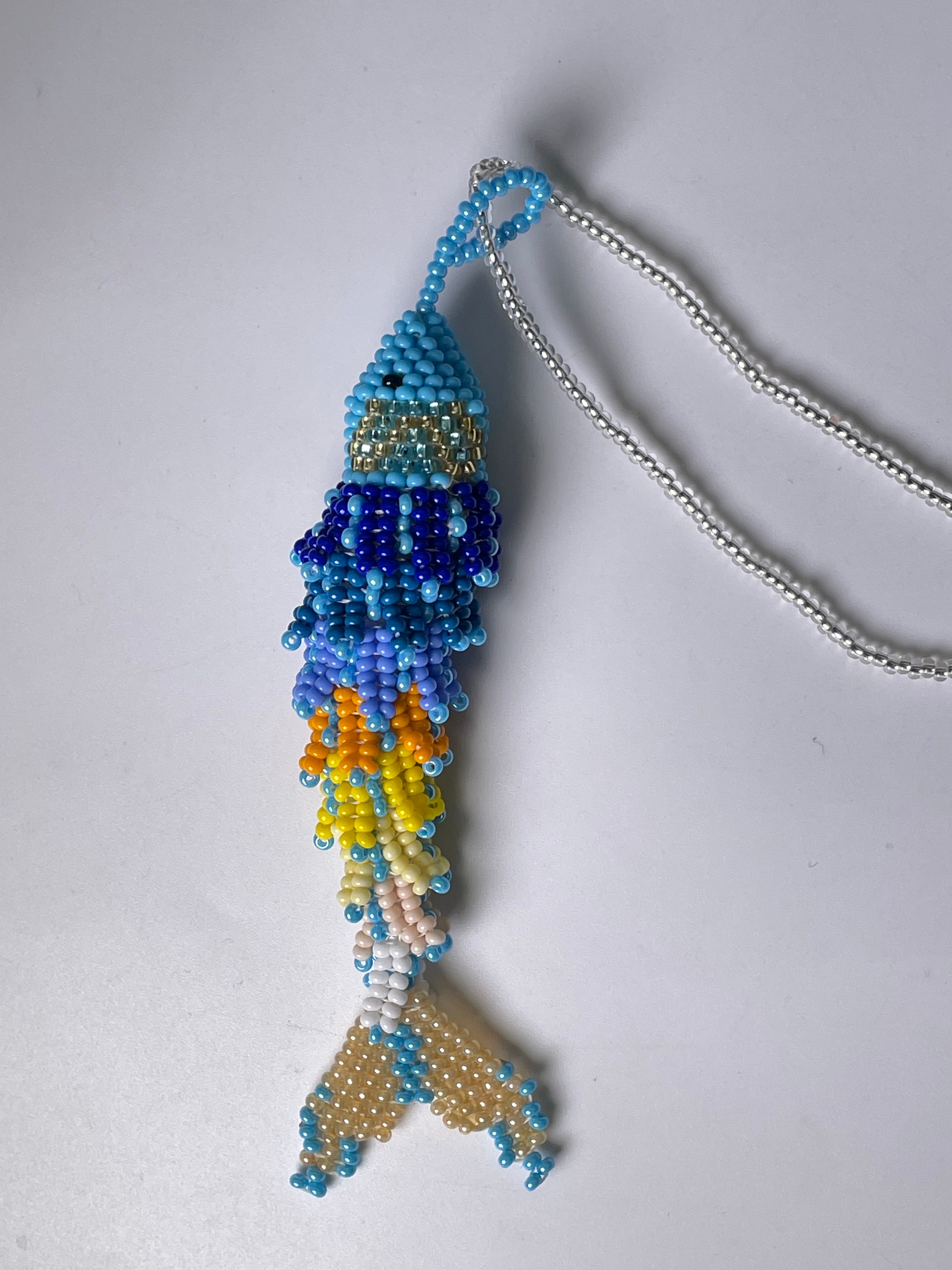 Collar Pez Macondo Mostacilla