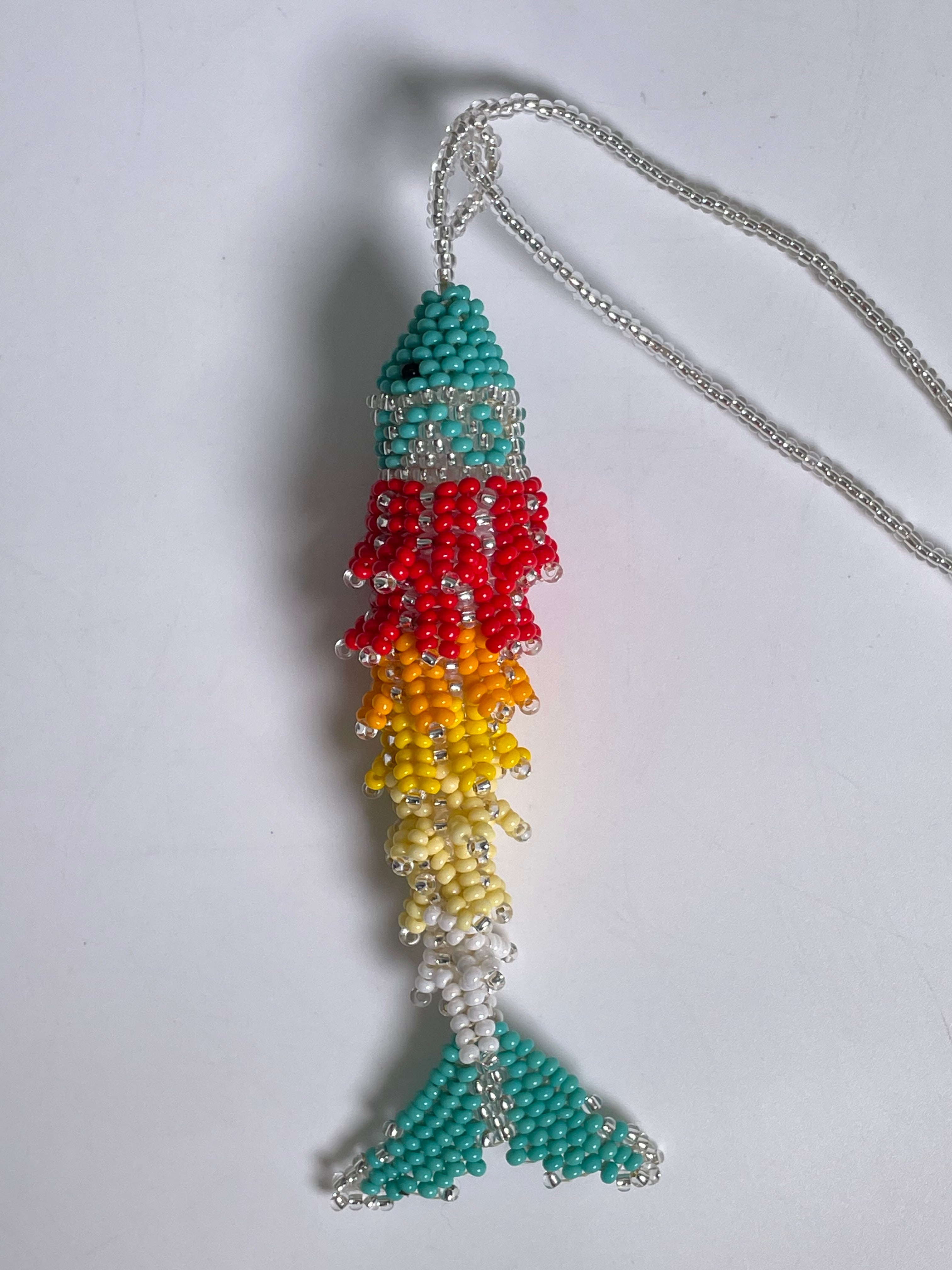 Collar Pez Macondo Mostacilla