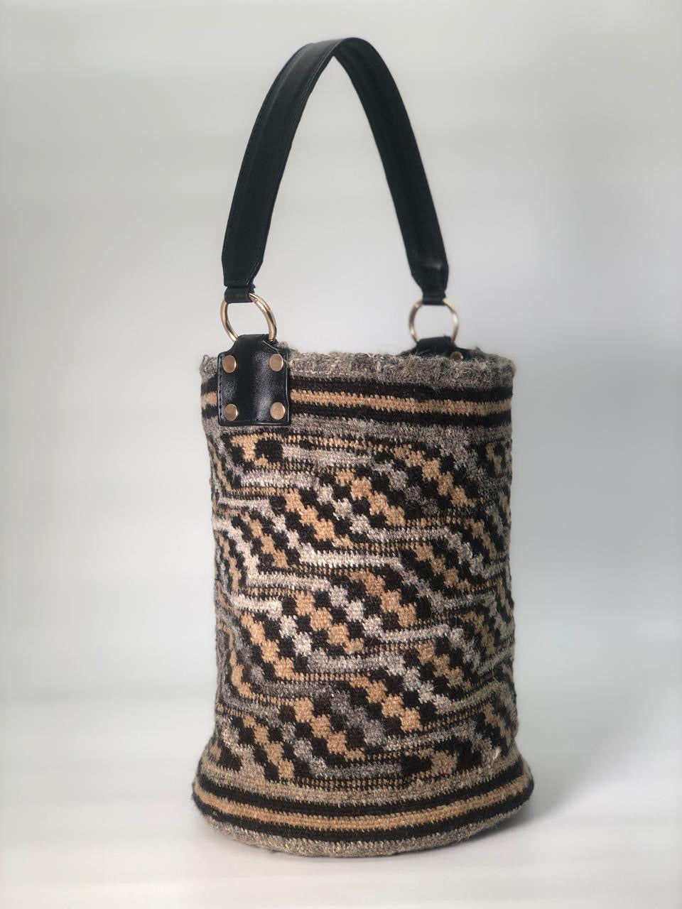 Arhuaca Grande Premium 002