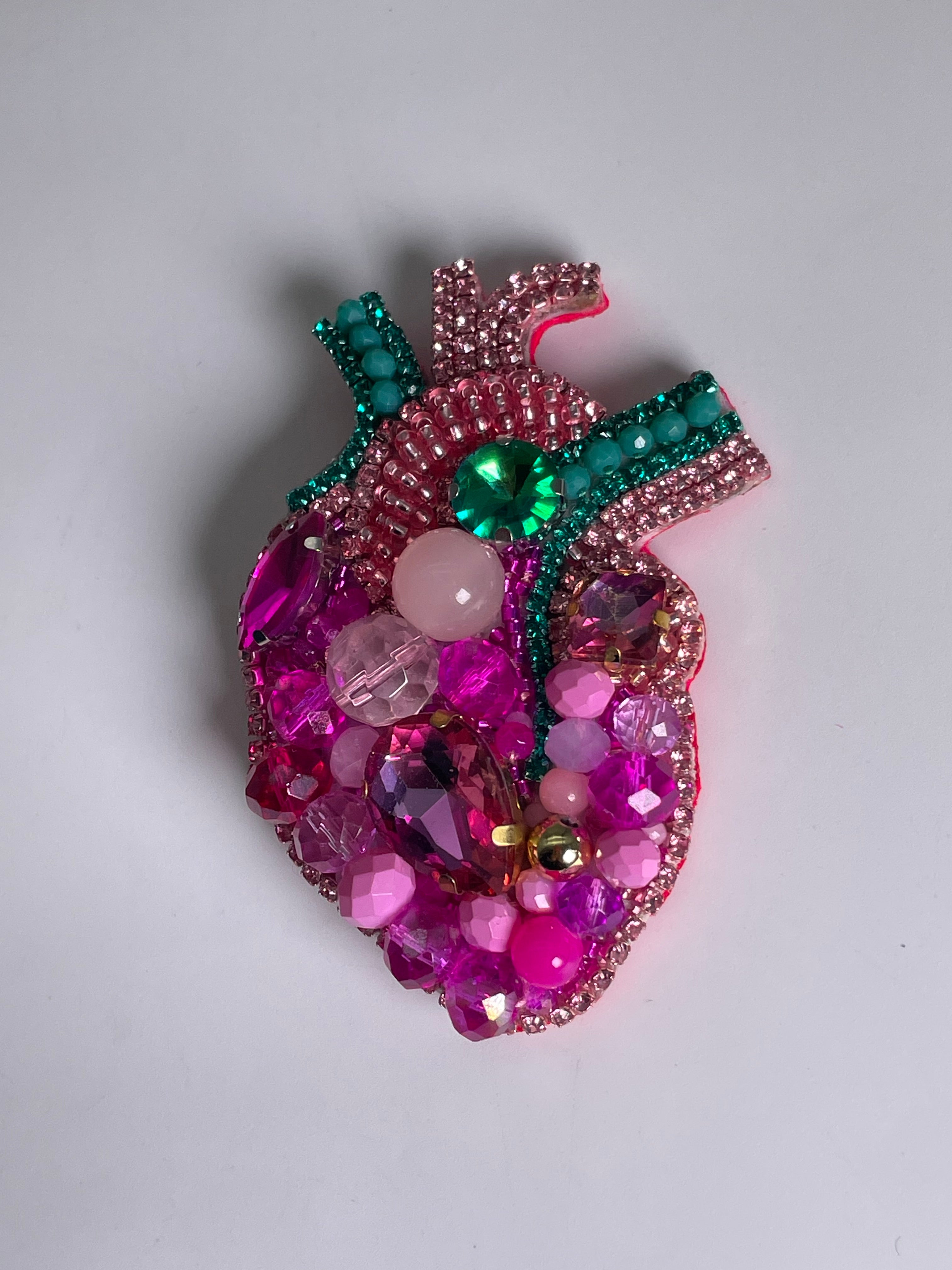 Prendedor Corazón Anatómico 7 Cm Alto