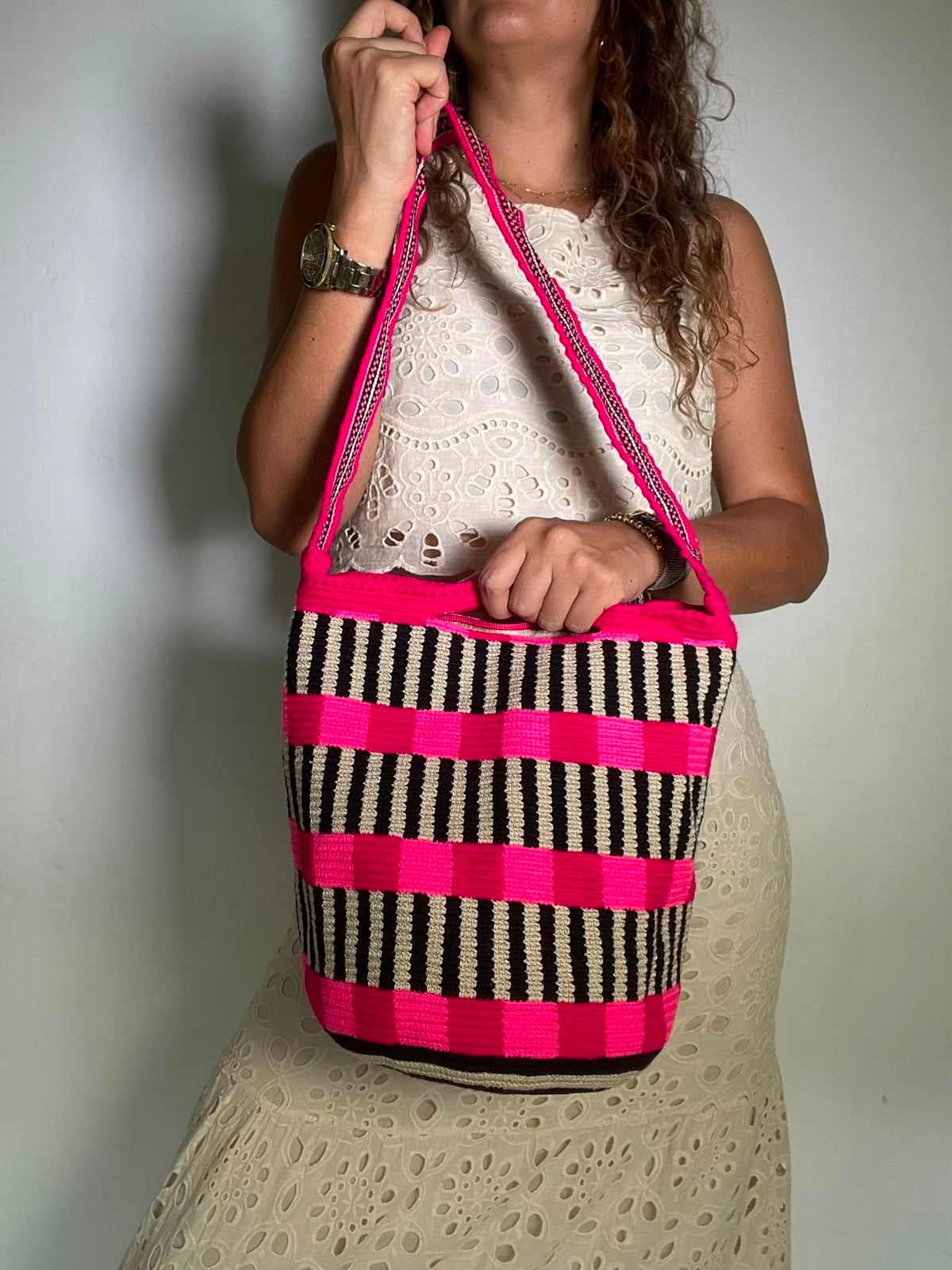 Bolso De Mano y Cargadera 29 x 29 con Cremallera