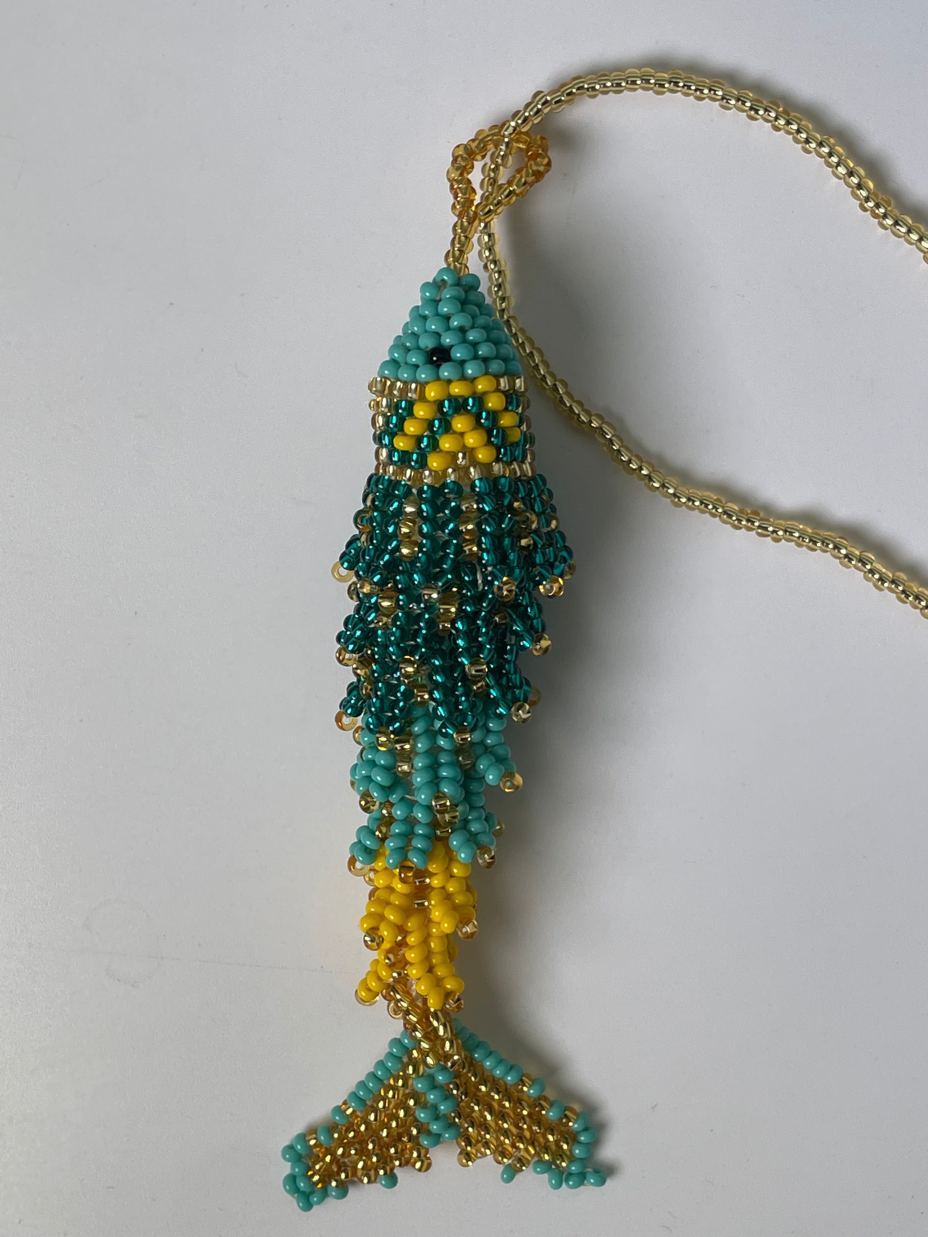 Collar Pez Macondo Mostacilla