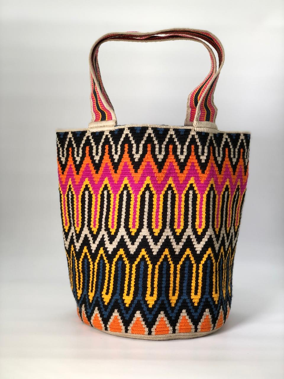 Wayuu backpack 40 x 35