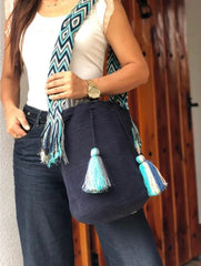 Wayuú Unicolor Grande Tradicional 29 x 29